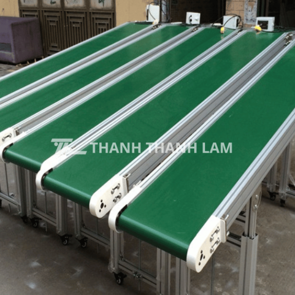 Băng chuyền inox dùng trong nhà máy