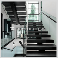 Cầu thang sắt kết hợp kính