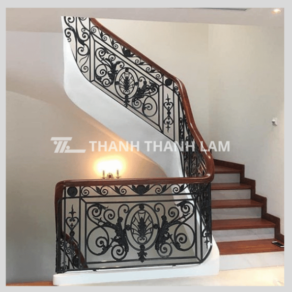 Cầu Thang Sắt Nghệ Thuật