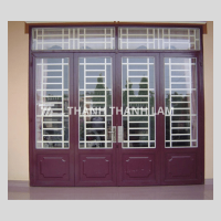 Cửa sắt pano kính