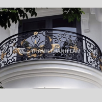Lan can sắt uốn cong cầu thang